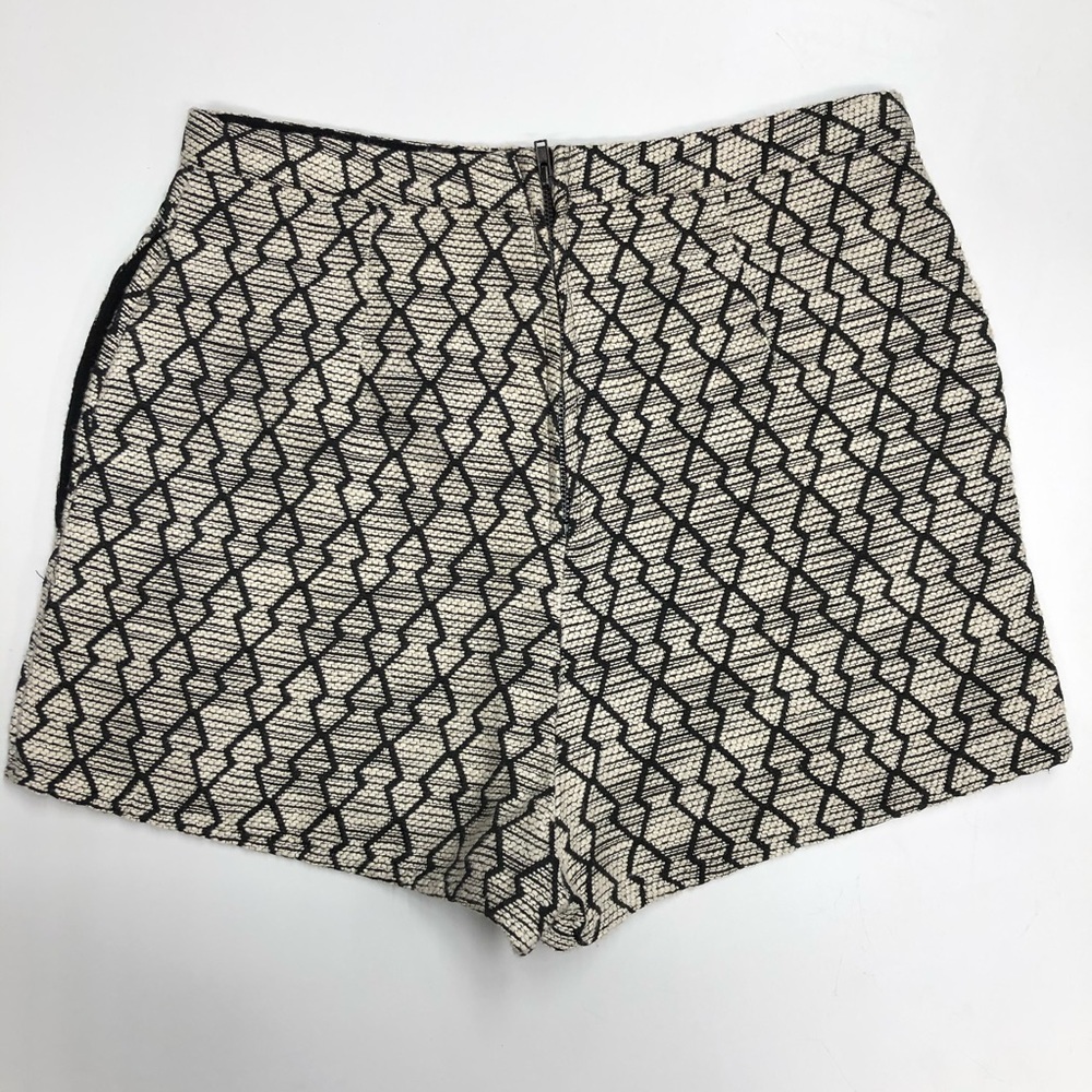 Lucia Couture high waisted shorts (6) - Picture 3 of 5